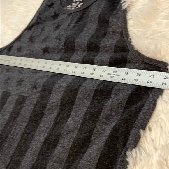 Men's Black Stars And Stripes Graphic Tank Top - Picture 4 of 4